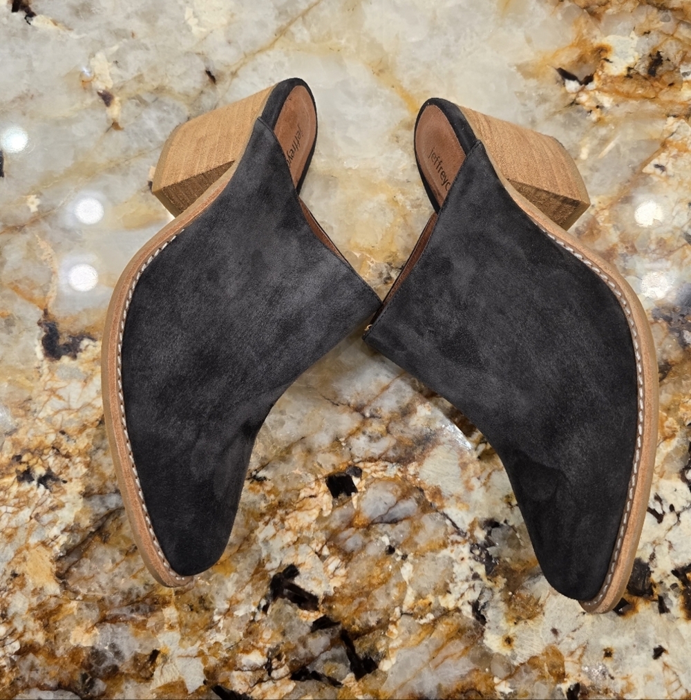 Jeffrey Campbell Favela Mules Dark Gray Suede Size 6.5 - Picture 9 of 9
